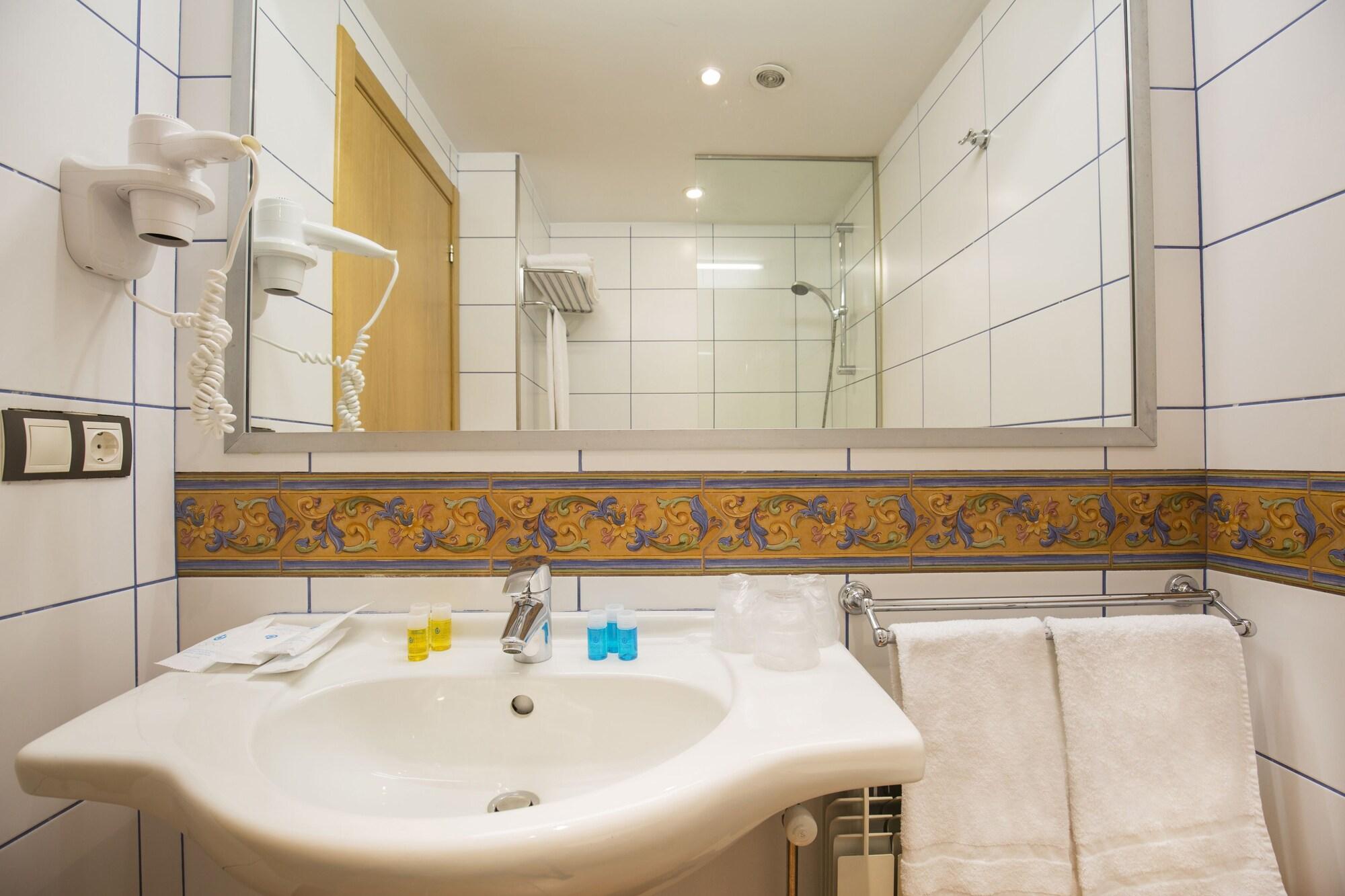 Hotel Catalunya Ski Pas De La Casa Dış mekan fotoğraf